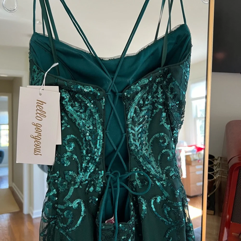 Promgirl - Forest Green Sequin Prom Dress, Size 8 - Picture 5 of 9